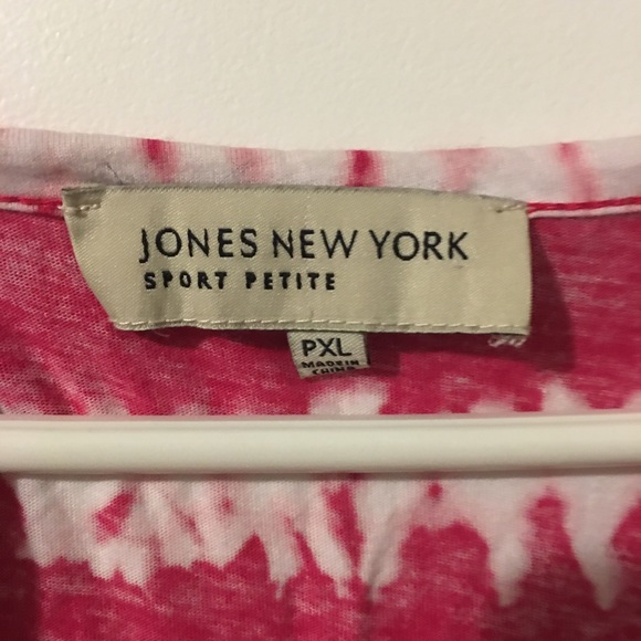 Magenta and white flowy sun dress! 😁 - Picture 3 of 3